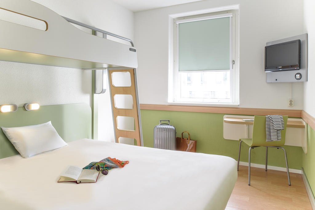 Ibis Budget Geneve Petit-Lancy Екстериор снимка